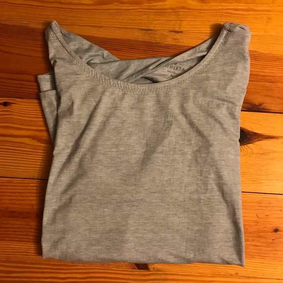 Athleta Light Blue Open Back Long Sleeve Top, EUC, M - Picture 13 of 13